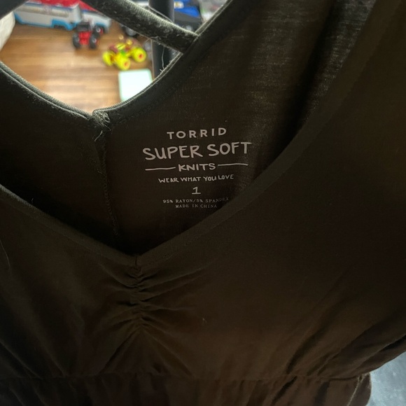 Torrid Dark Green Midi Dress - Picture 2 of 3